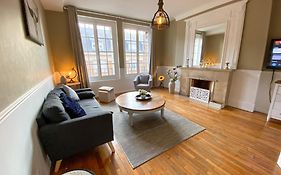 Appartement chic, 3 chambres, hyper centre-ville, parking payant