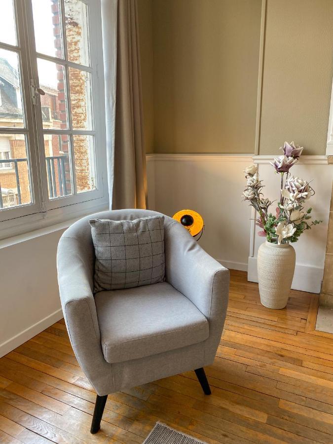 Appartement chic, 3 chambres, hyper centre-ville, parking payant Amiens Extérieur photo
